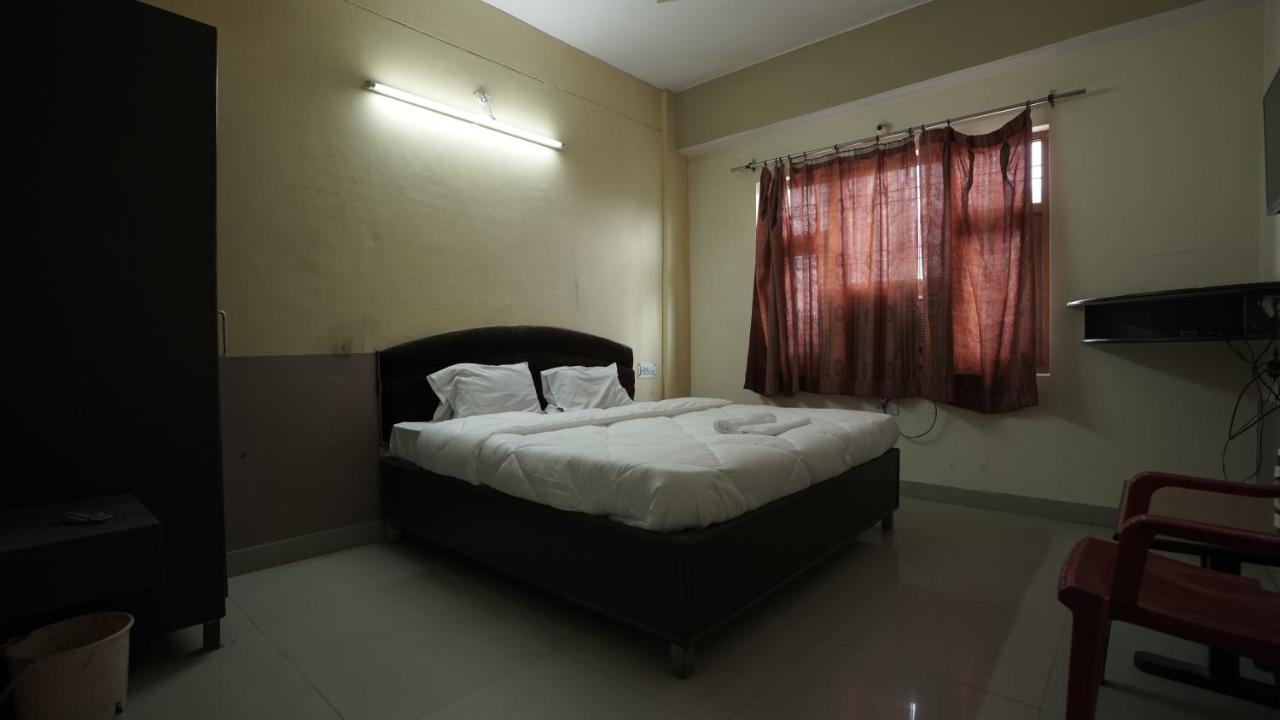 Hotel Mohan By Wb Inn Agra  Exterior photo